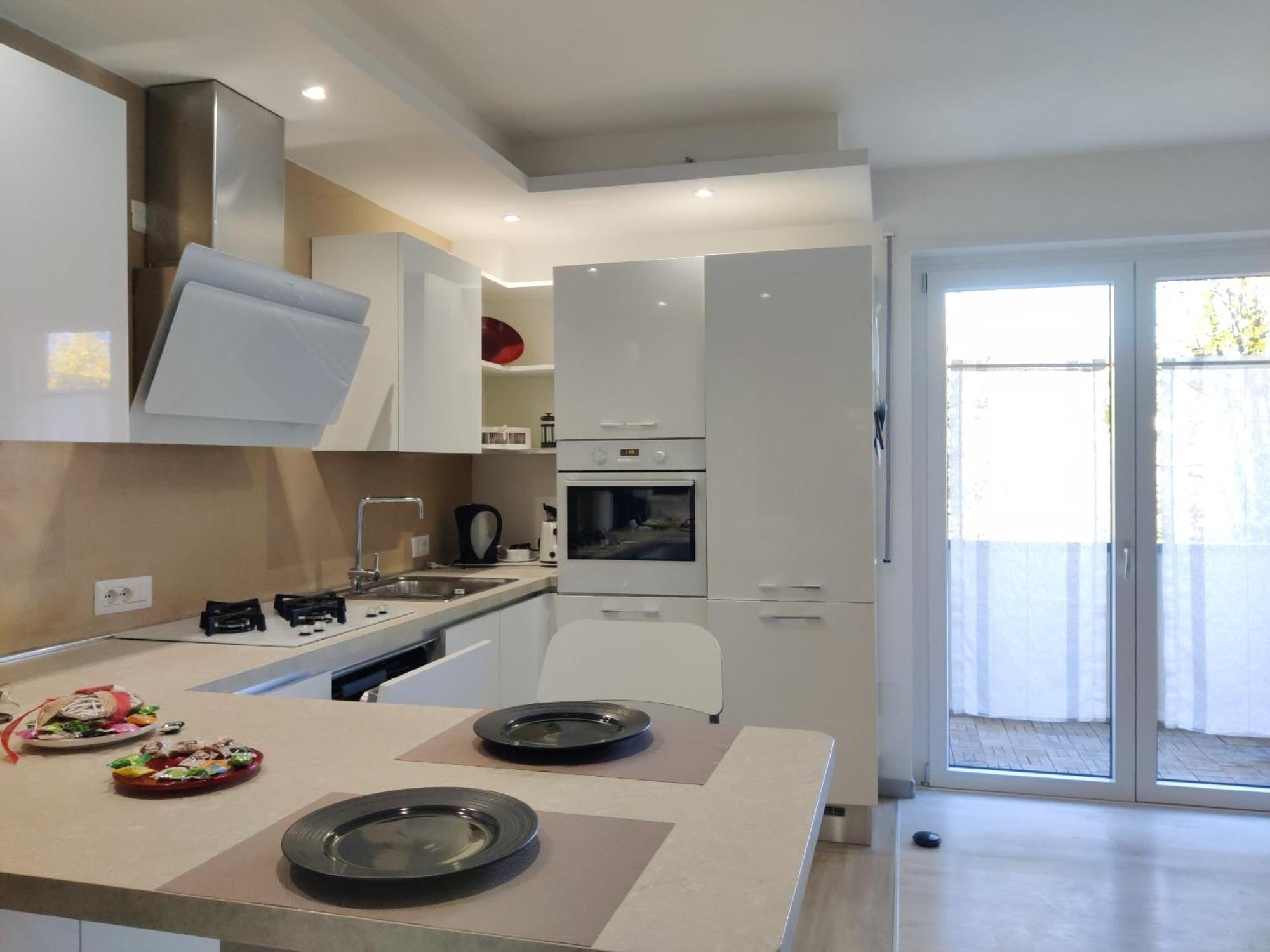 Casa Akira Appartement Riva del Garda Buitenkant foto