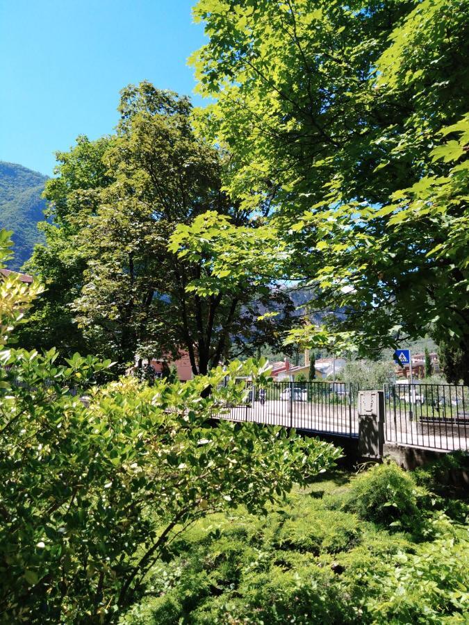 Casa Akira Appartement Riva del Garda Buitenkant foto