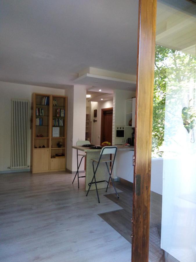 Casa Akira Appartement Riva del Garda Buitenkant foto